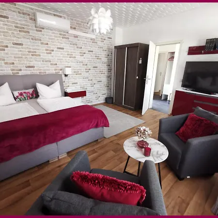 Haus Am Eichenwall, Fewo1, Residenz + Friedland (Mecklenburg-Vorpommern)